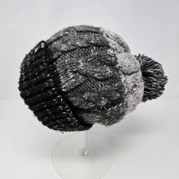 SMARTWOOL GREY BLACK OMBRE POM POM BEANIE MERINO WOOL BLEND WOMEN OS KNITWEAR - Picture 5 of 13